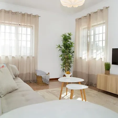 Διαμέρισμα Entrevillas Local, T2 *